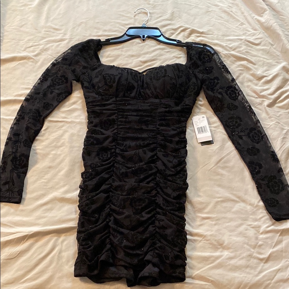Elegant Black Long Sleeve Dress